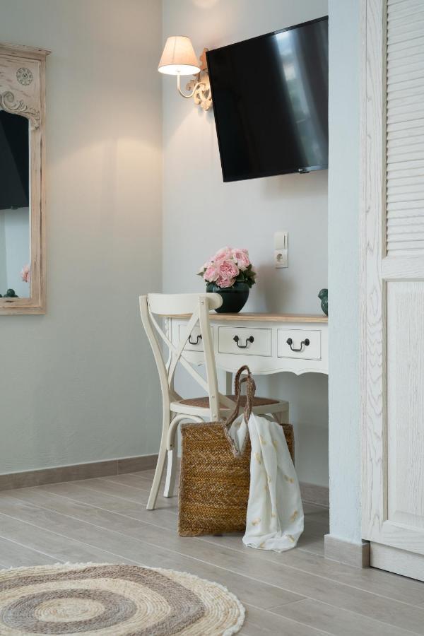 כריסי אמודיה Mon Avis Boutique Hotel מראה חיצוני תמונה